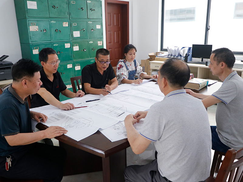 依(yi)需量身定(ding)制